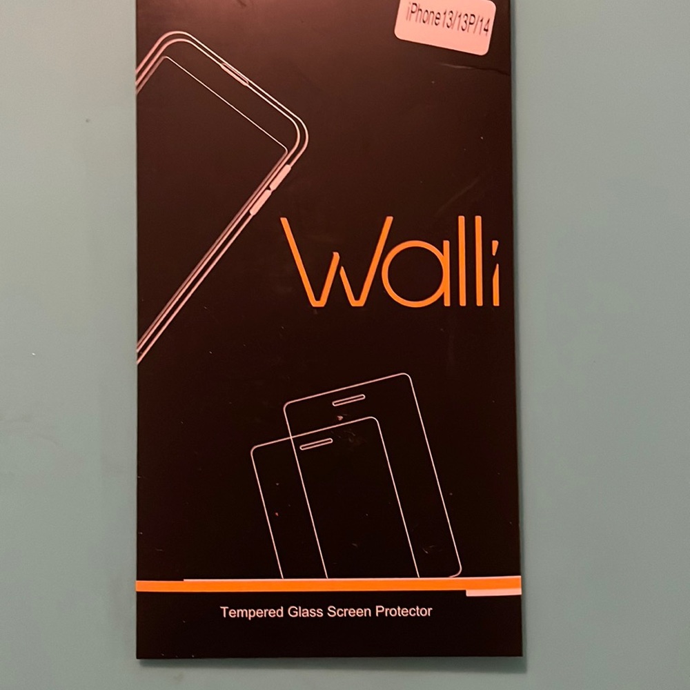 Walli tempered glass screen protector iPhone 13/13 P/14